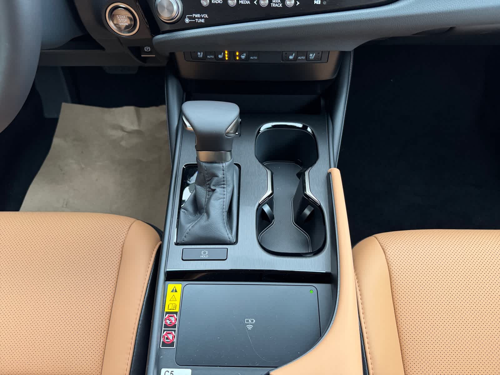 new 2025 Lexus ES 350 car