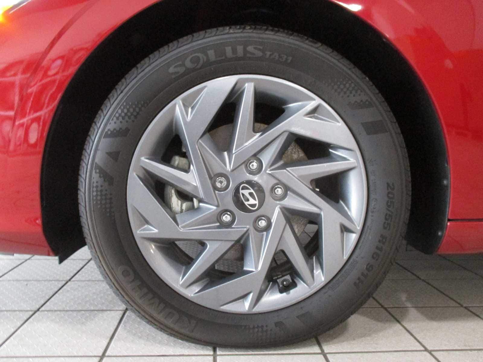 used 2024 Hyundai Elantra Hybrid car, priced at $23,998