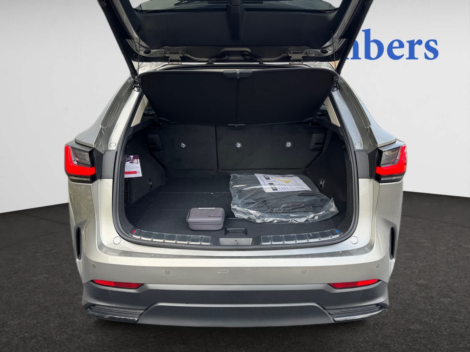 2026 Lexus NX 350 Premium photo 4