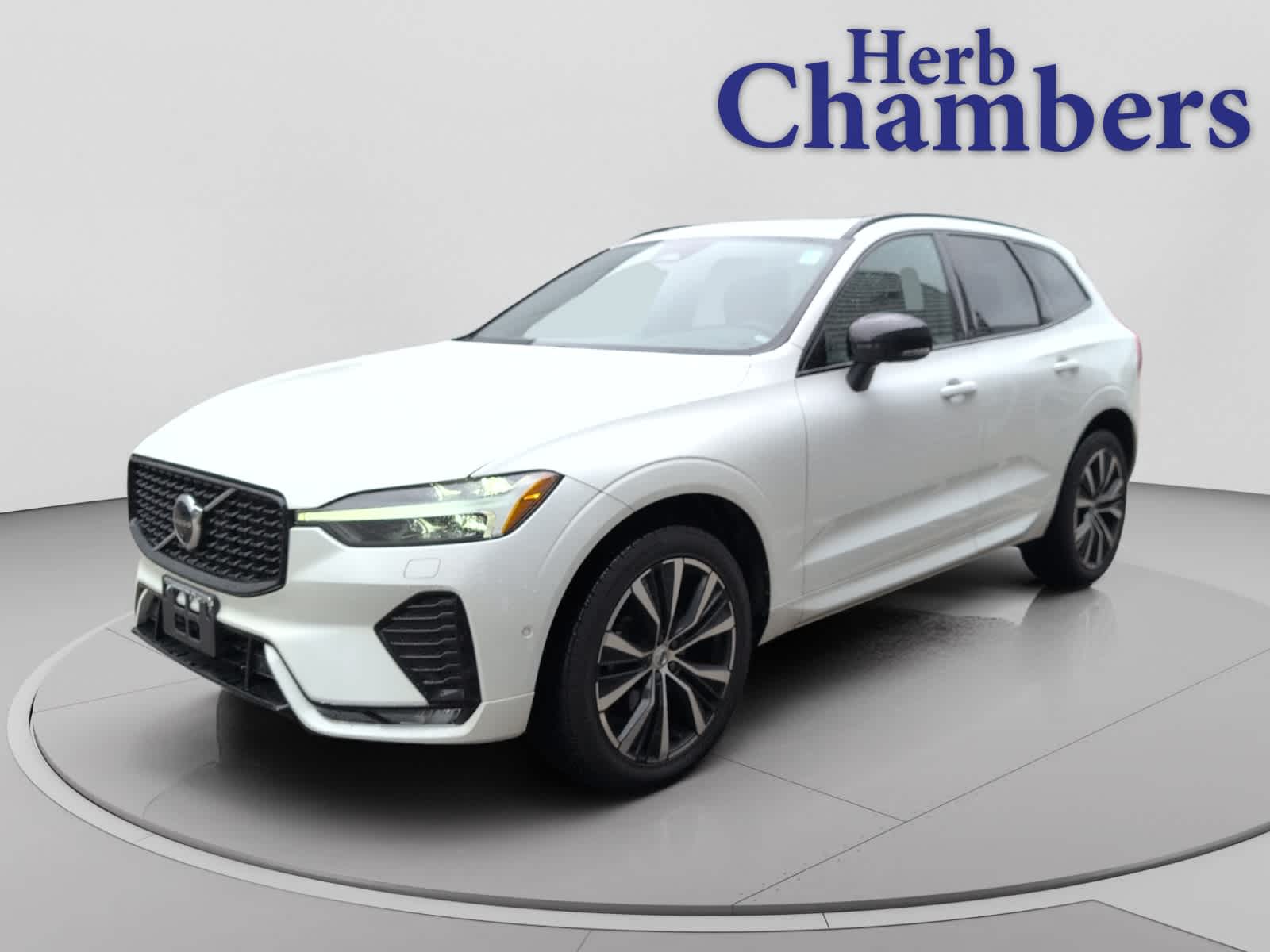 2023 Volvo XC60 Plus - Photo 4