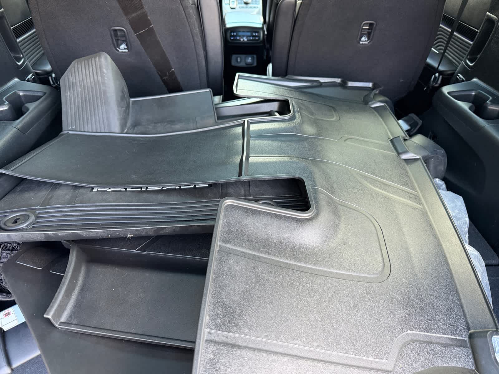 used 2024 Hyundai Palisade car, priced at $40,998