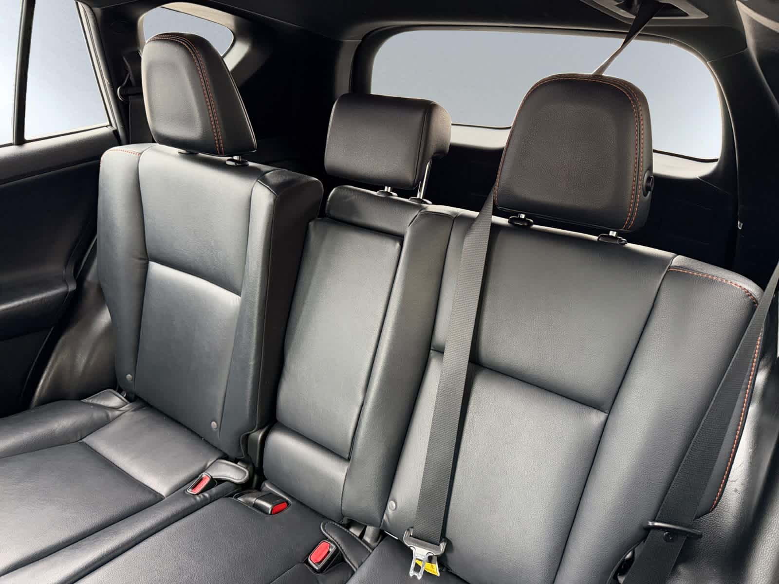 2017 Toyota RAV4 SE - Photo 20