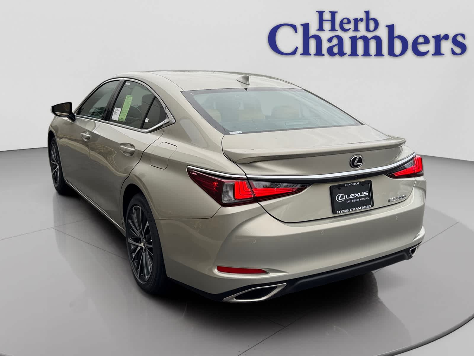 new 2025 Lexus ES 350 car