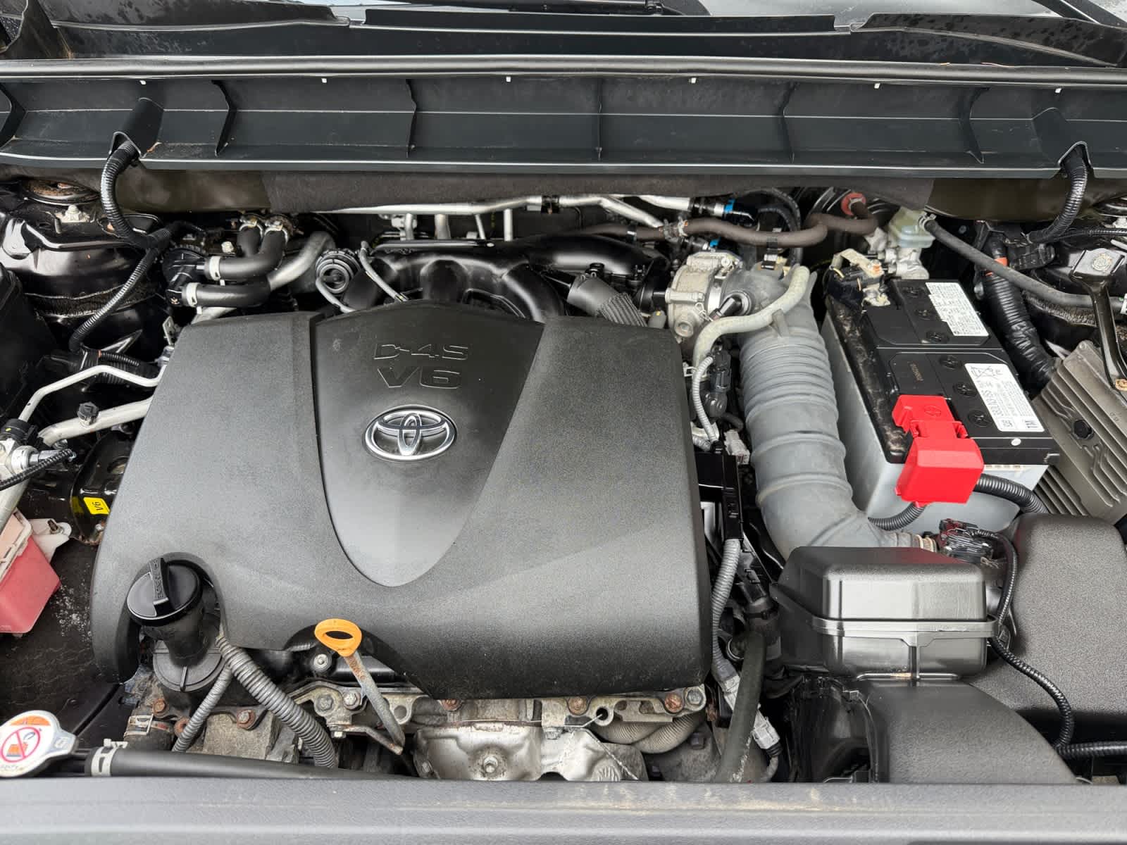 used 2020 Toyota Highlander car, priced at $28,588