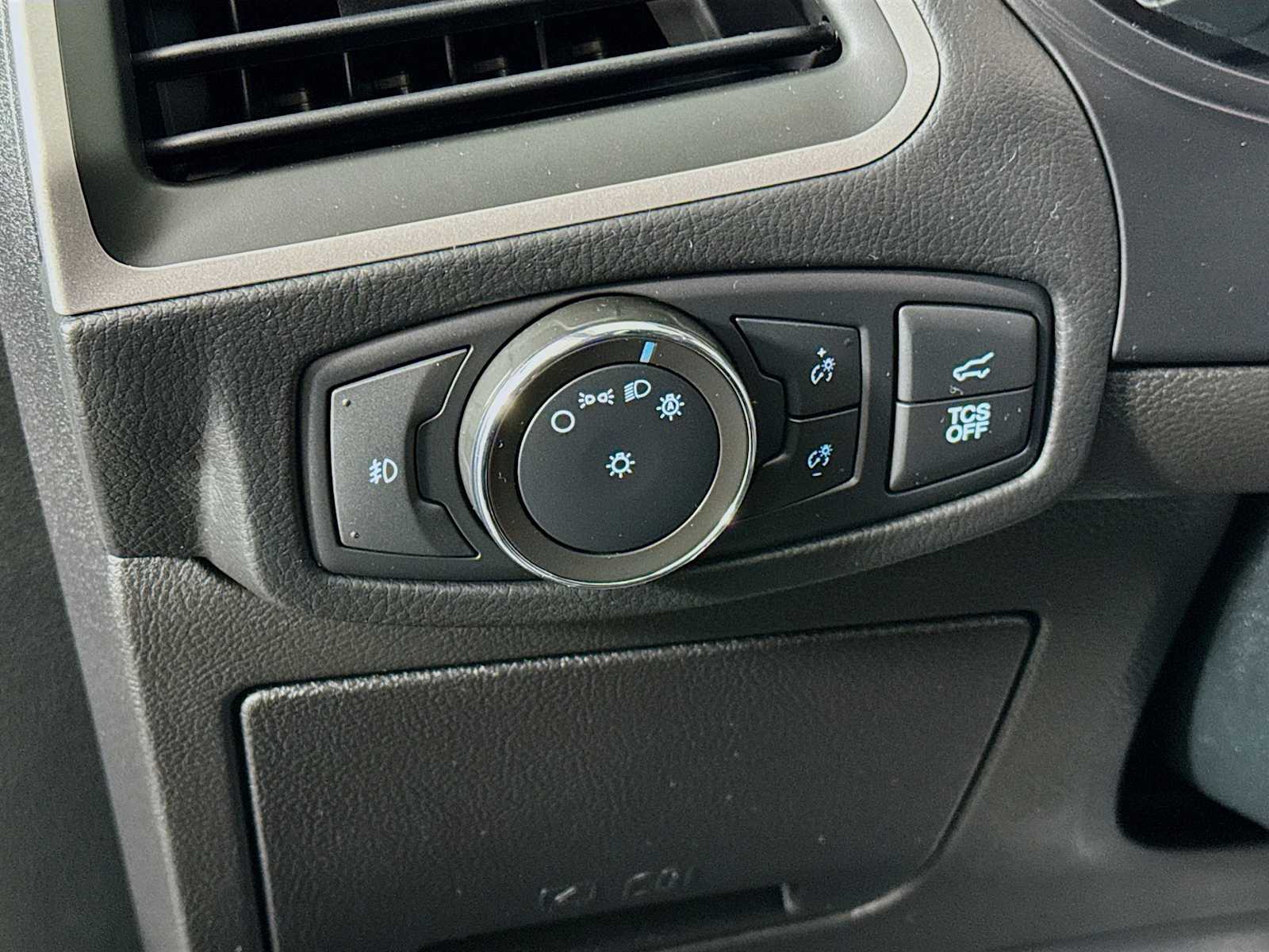 used 2022 Ford Edge car, priced at $24,998