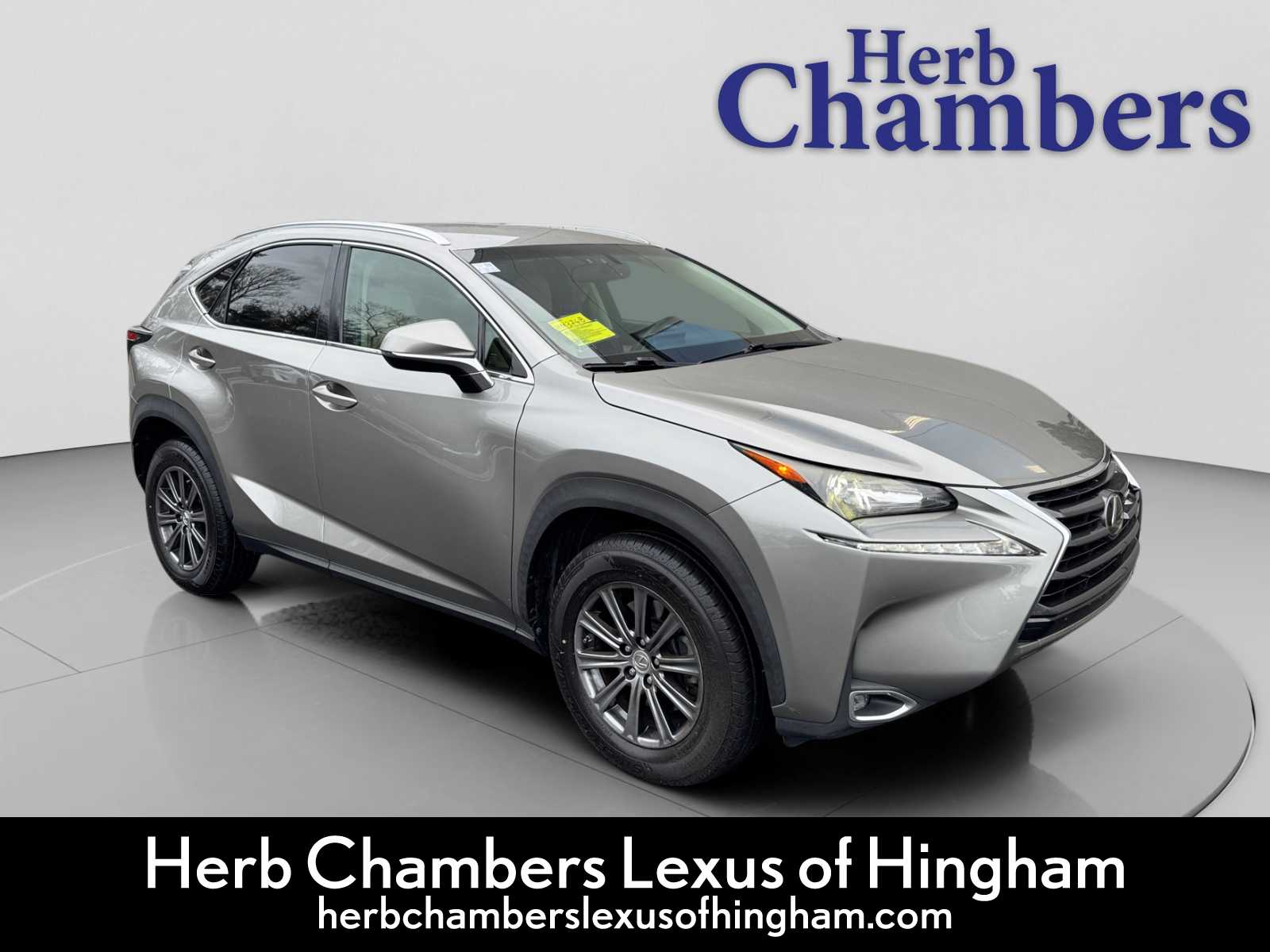 2016 Lexus NX 200t's photo
