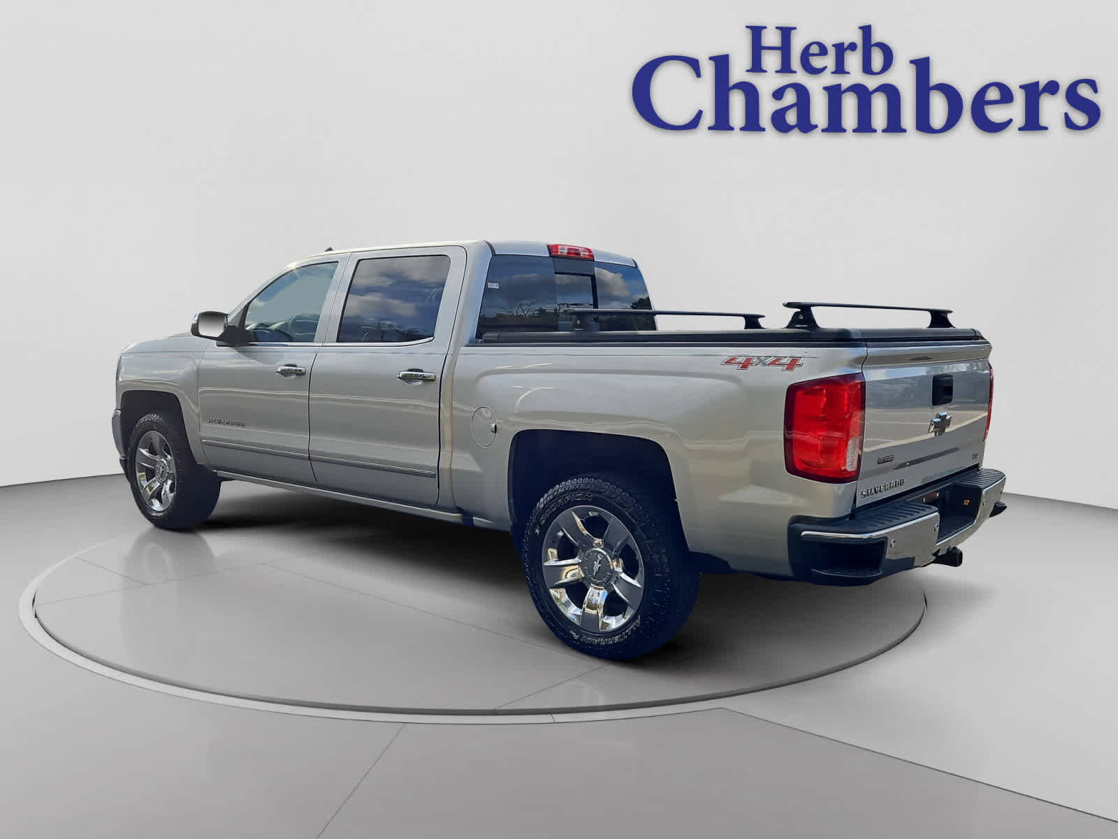 2017 Chevrolet Silverado 1500 LTZ photo 3