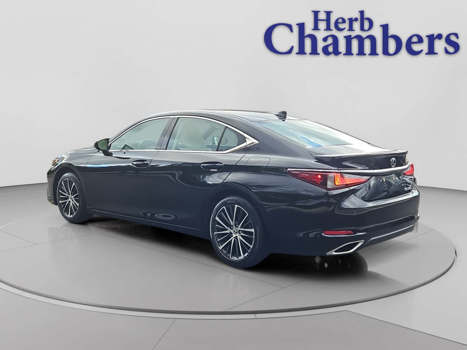 2022 Lexus ES 350 Premium photo 3