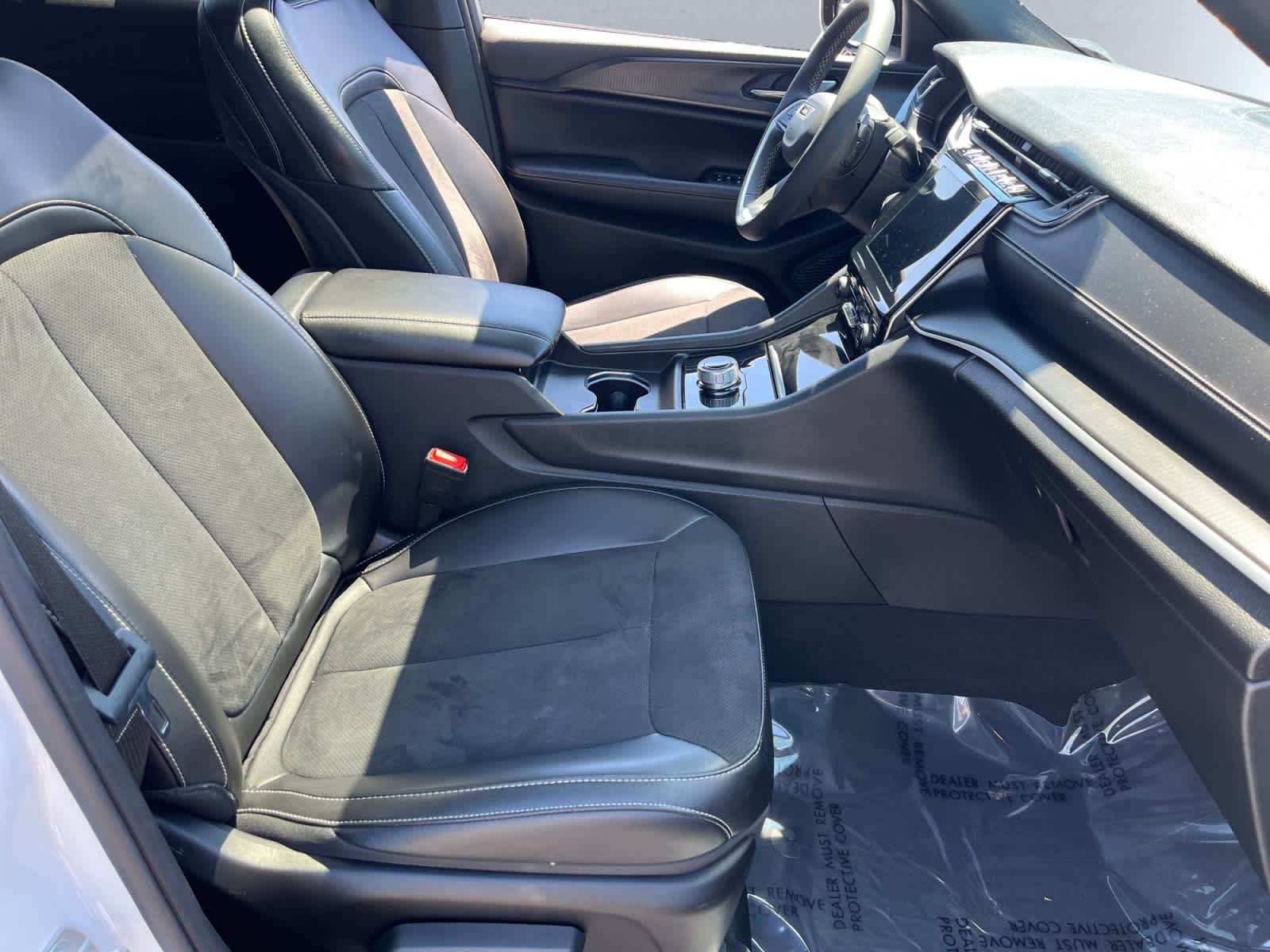 2024 Jeep Grand Cherokee Altitude - Photo 20