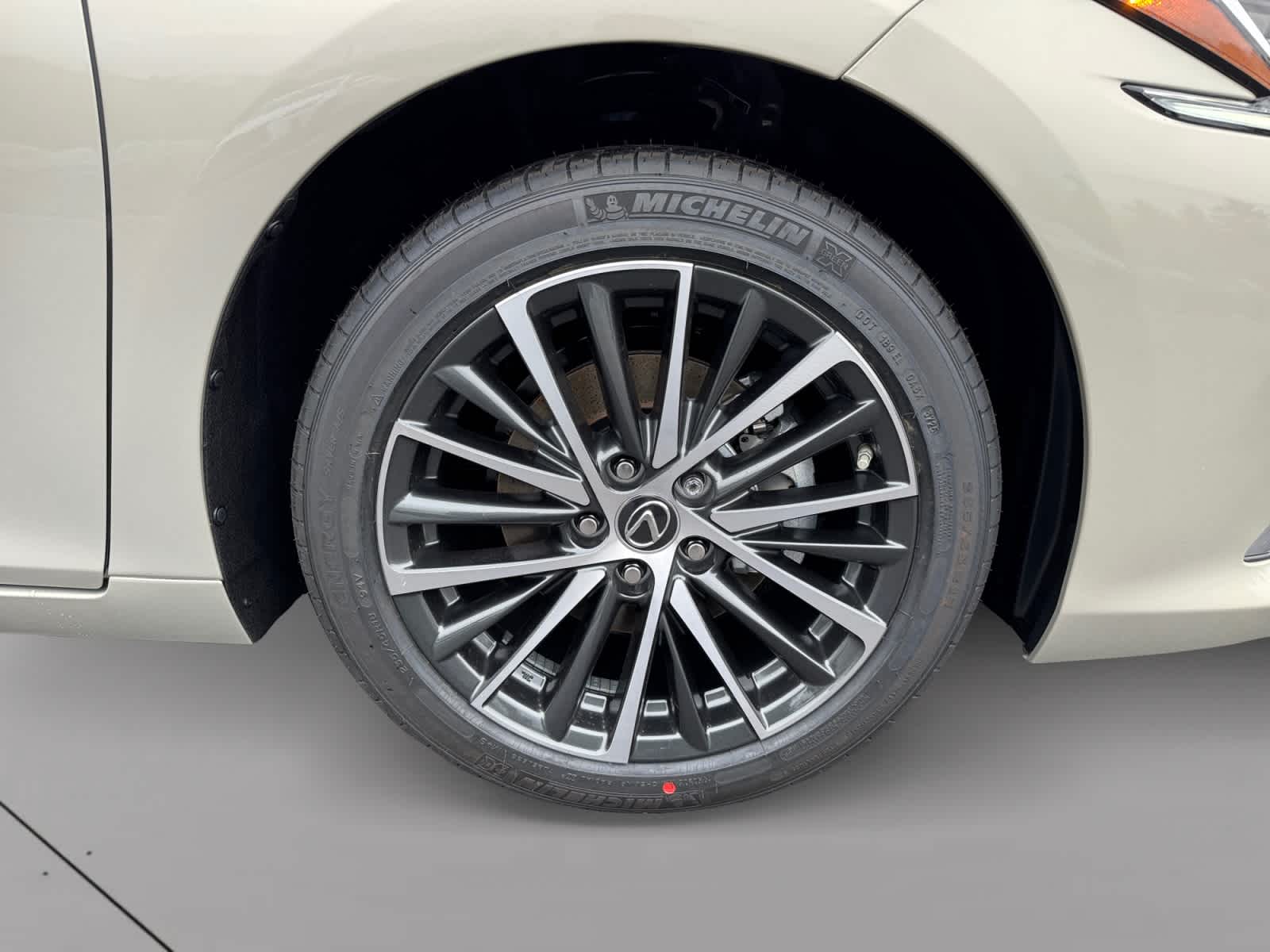 new 2025 Lexus ES 350 car