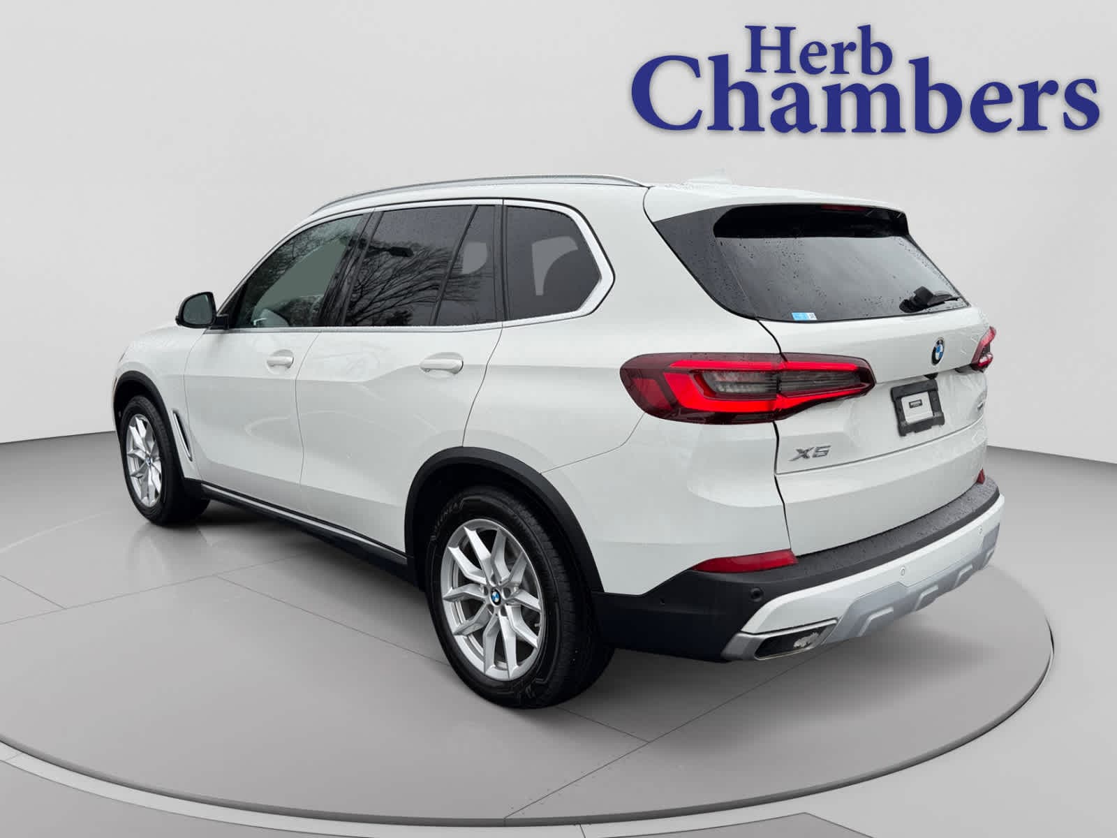 used 2021 BMW X5 xDrive40i car, priced at $31,998