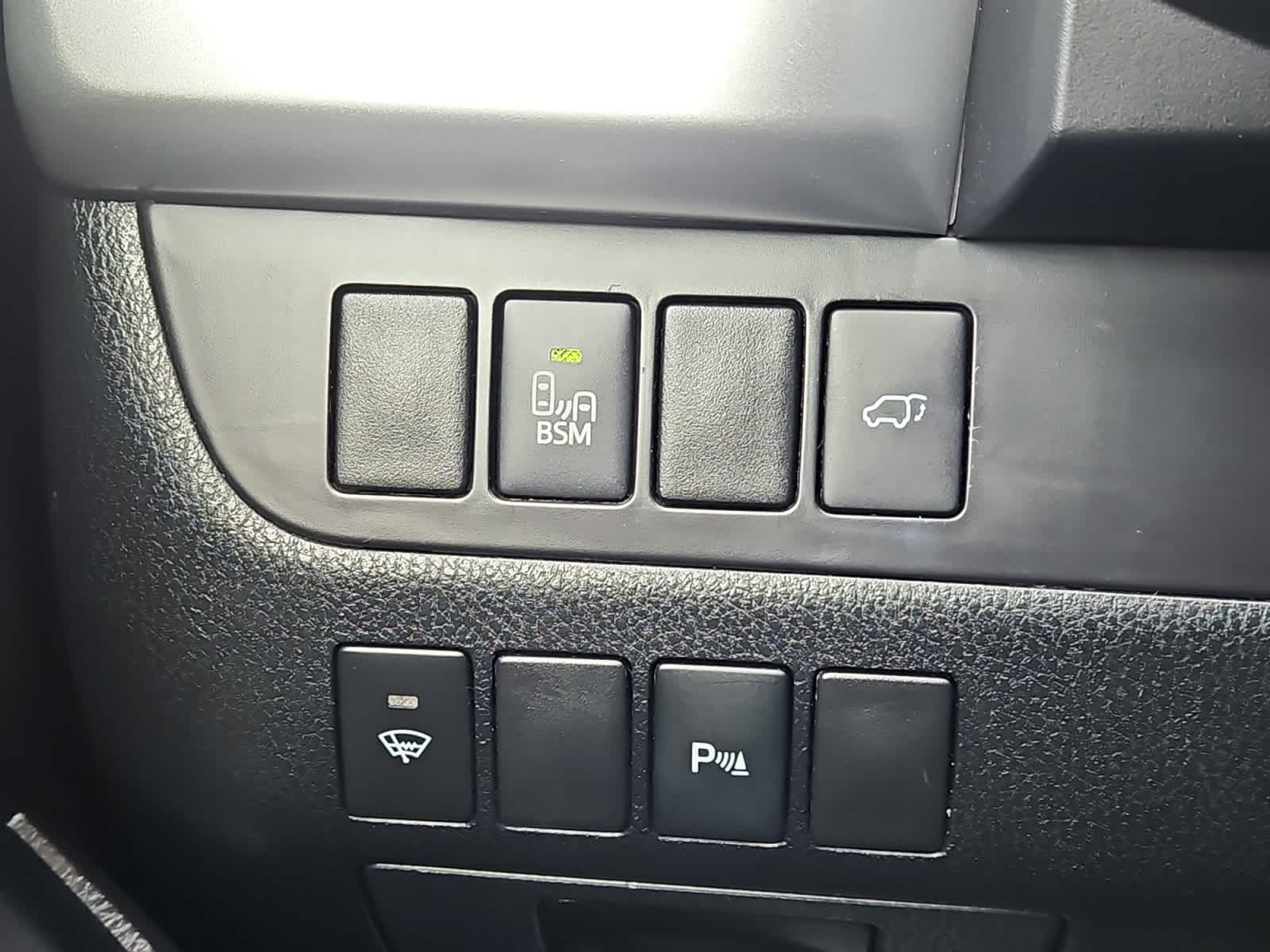 used 2015 Toyota Highlander car, priced at $16,598