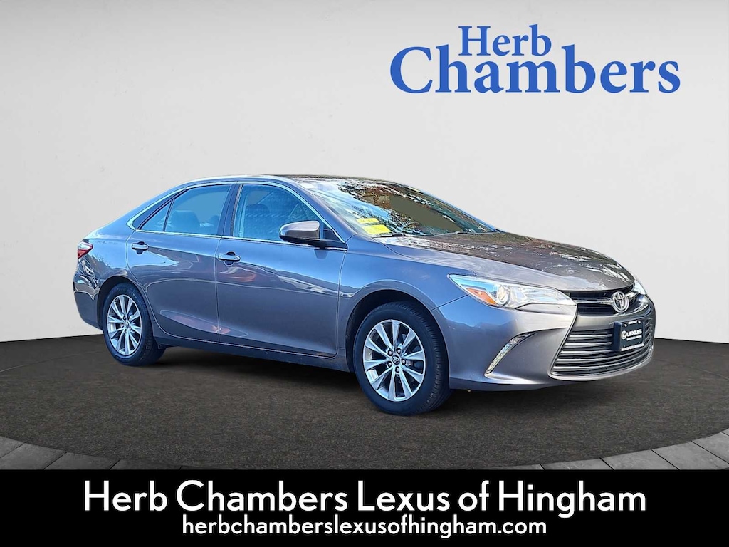 Used 2017 Toyota Camry XLE Sedan