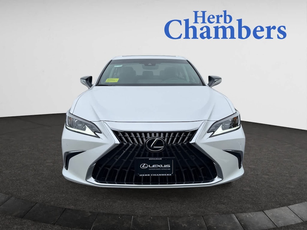 New 2025 Lexus ES ES 300h SEDAN