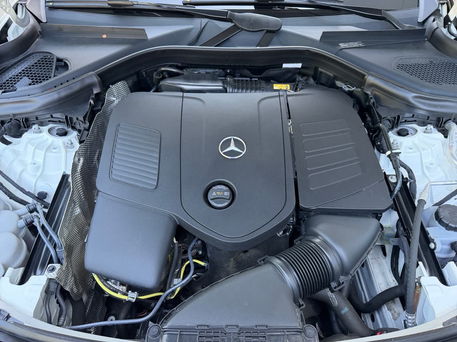2025 Mercedes-Benz GLC Base - Photo 8