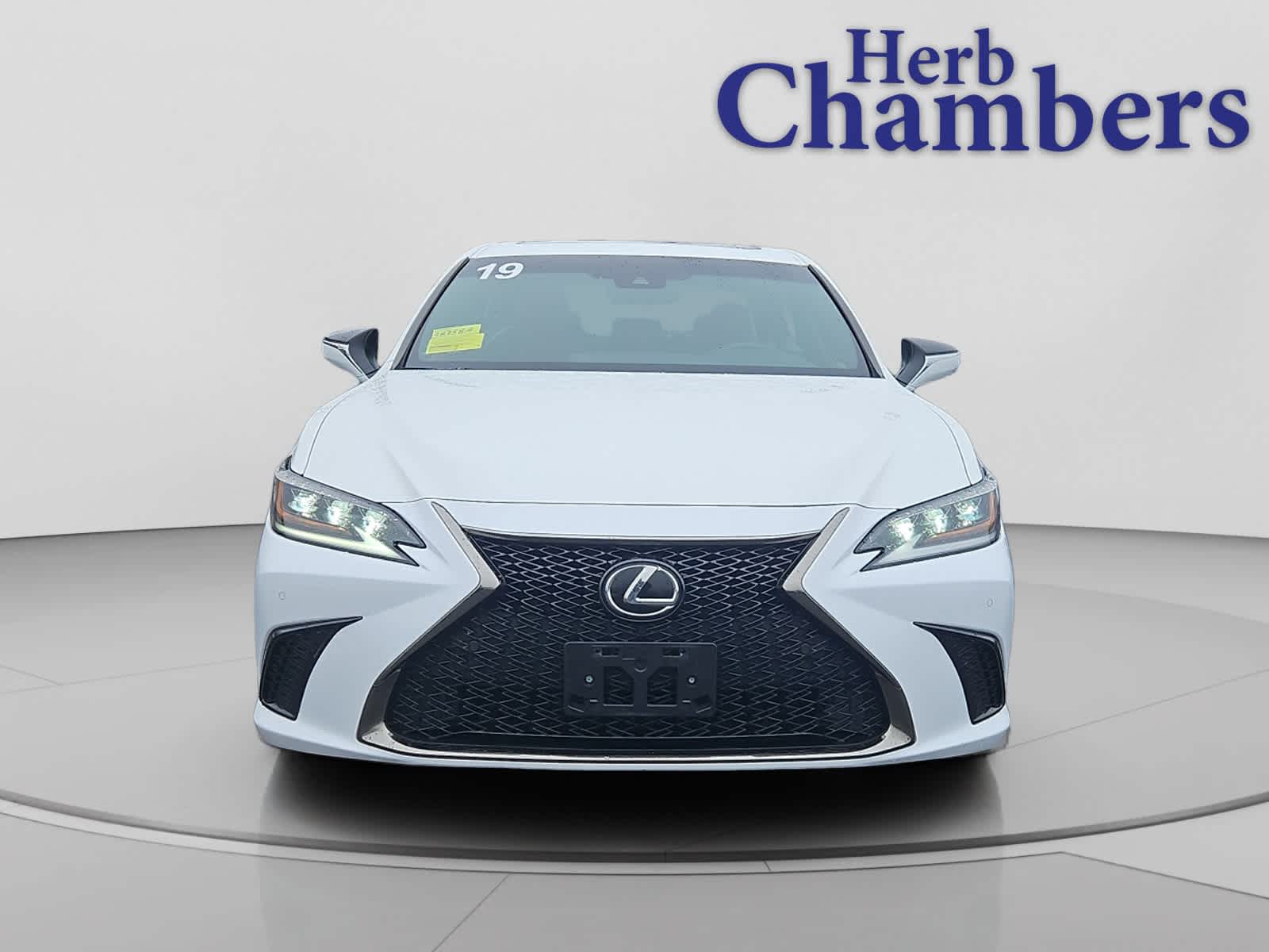 2019 Lexus ES 350 F SPORT photo 2