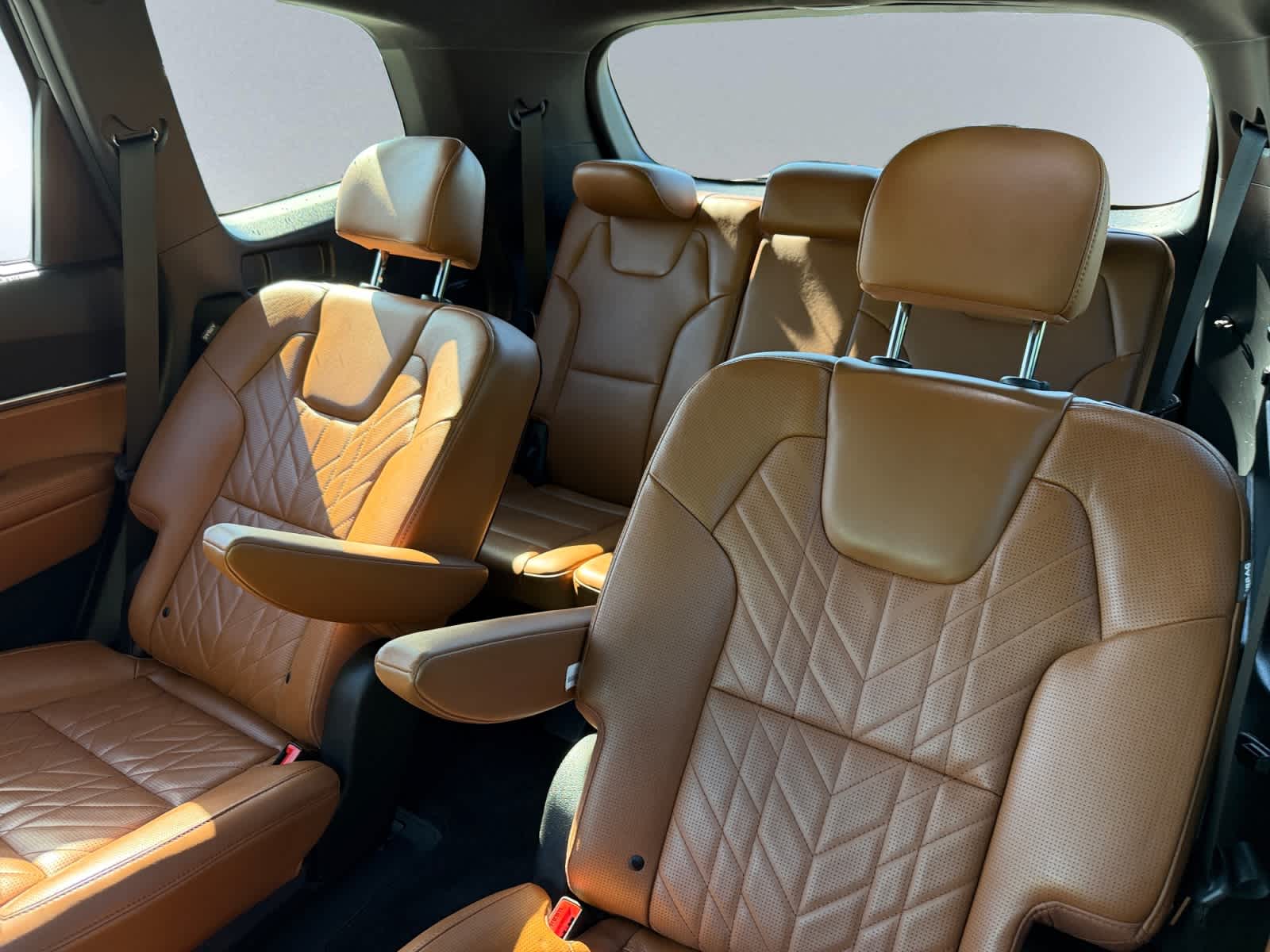 used 2024 Kia Telluride car, priced at $41,998