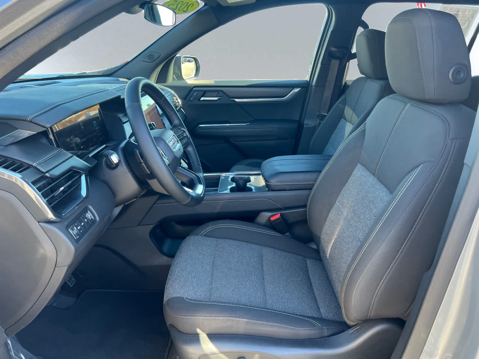 used 2025 GMC Acadia car, priced at $34,998