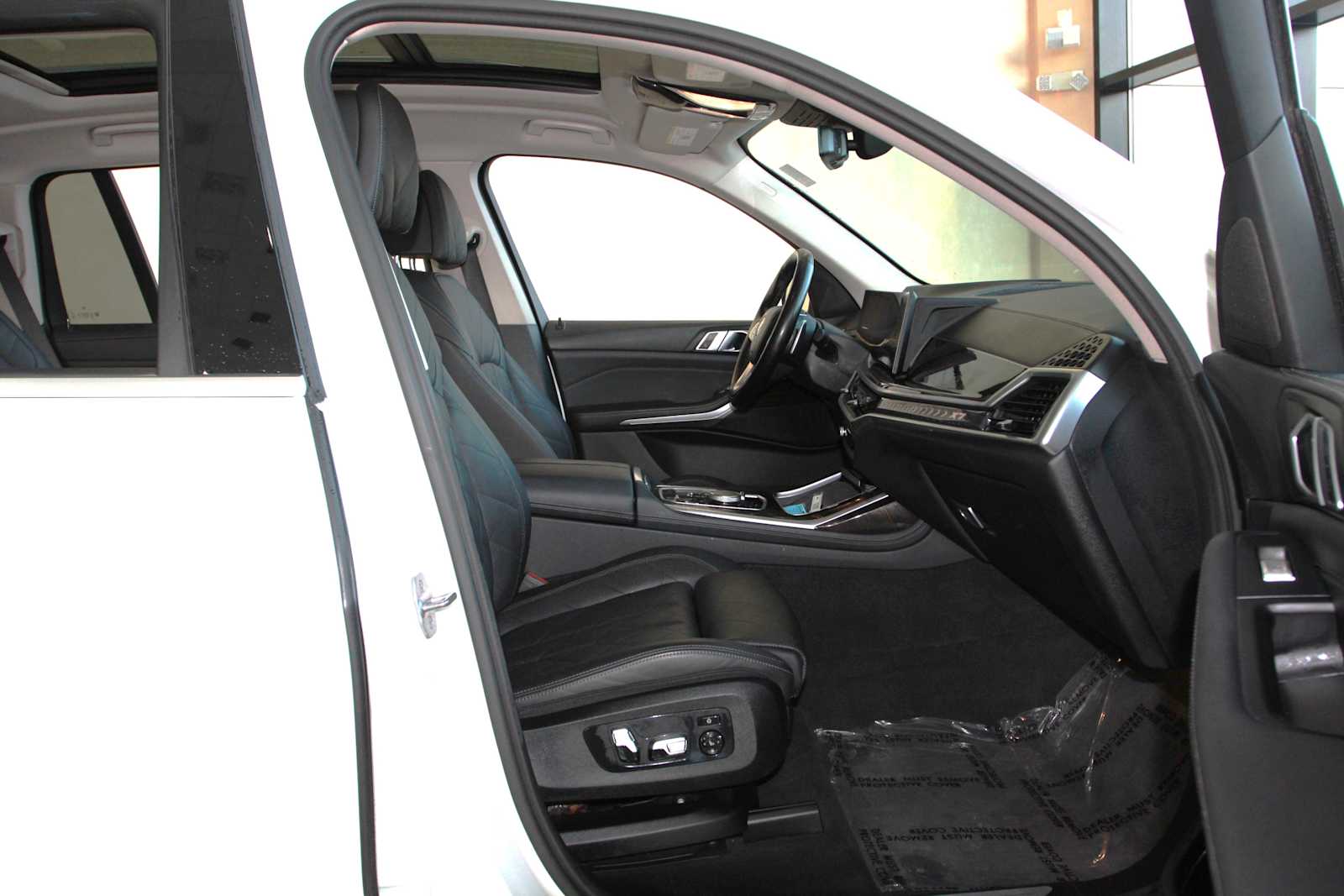 used 2023 BMW X7 car, priced at $52,998