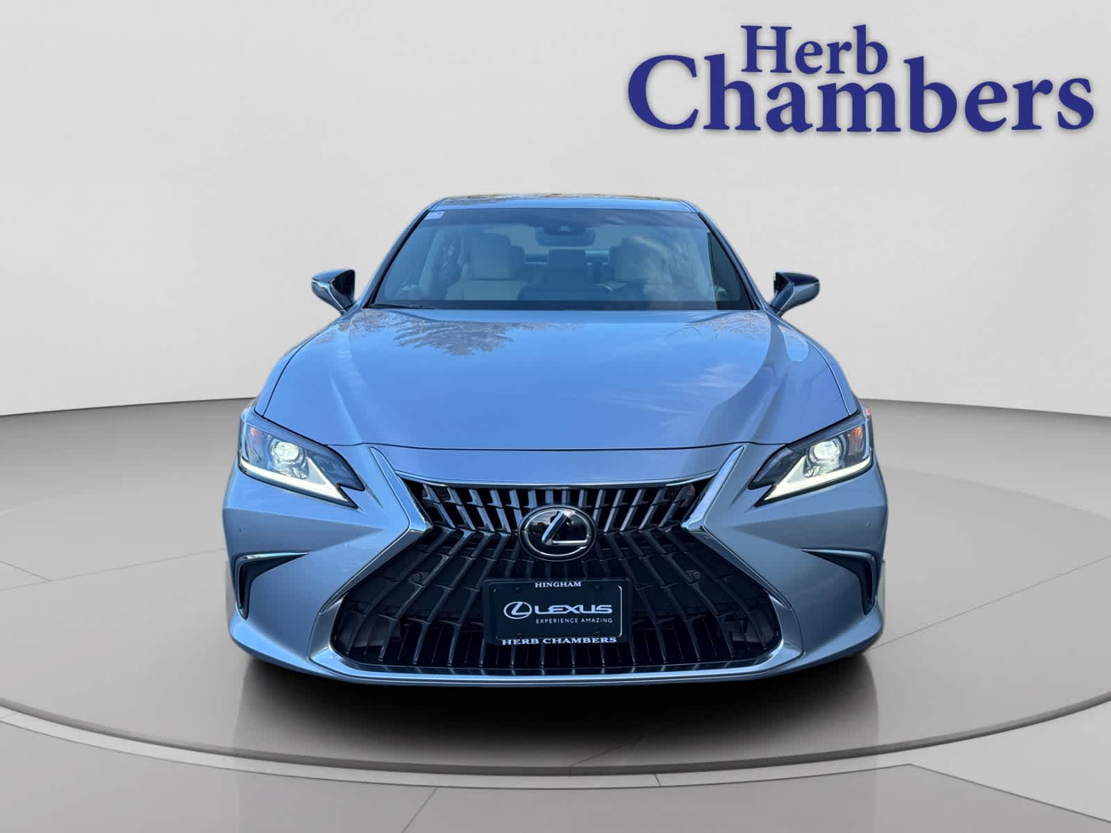 new 2025 Lexus ES car