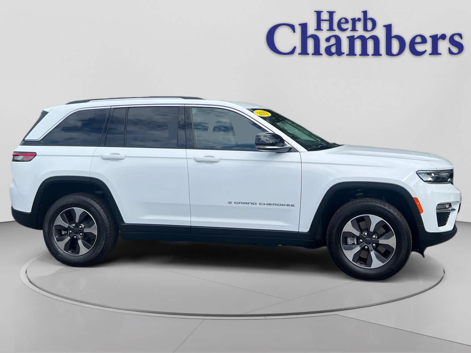 used 2022 Jeep Grand Cherokee 4xe car, priced at $26,998