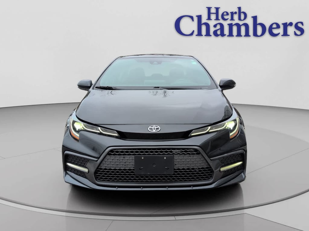 Used 2020 Toyota Corolla SE Sedan