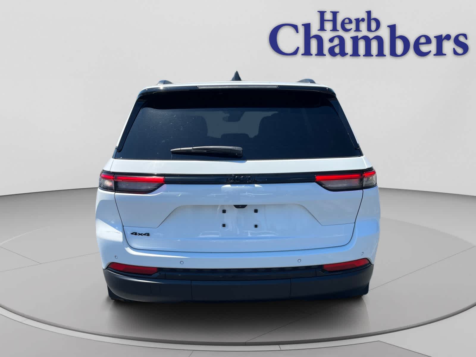 2024 Jeep Grand Cherokee Altitude - Photo 12