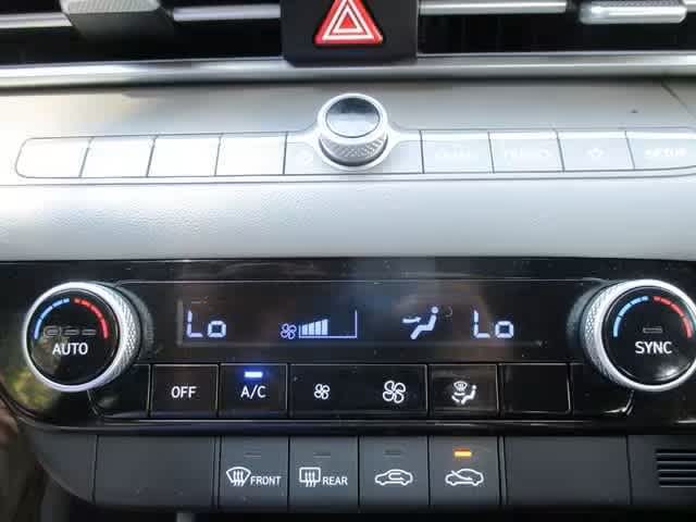 used 2024 Hyundai Elantra car, priced at $21,998