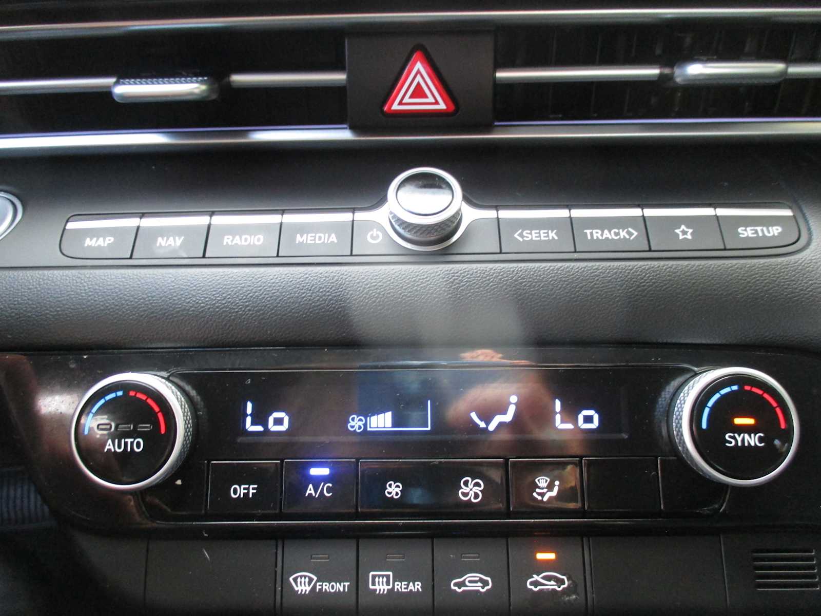 used 2024 Hyundai Elantra Hybrid car, priced at $23,998