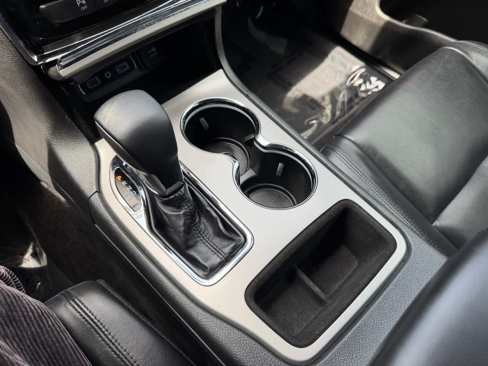 used 2019 Jeep Grand Cherokee car, priced at $16,998