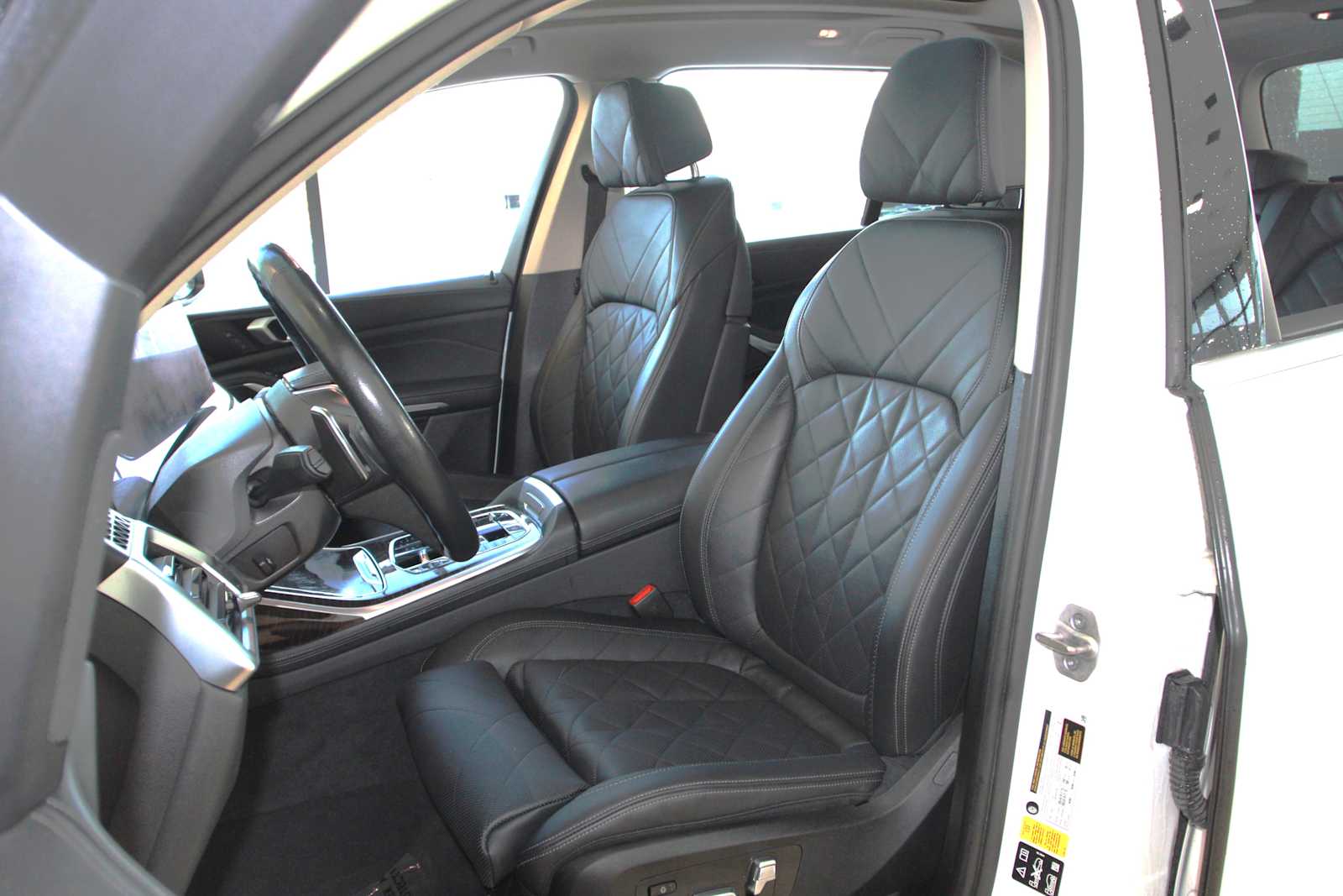 used 2023 BMW X7 car, priced at $52,998