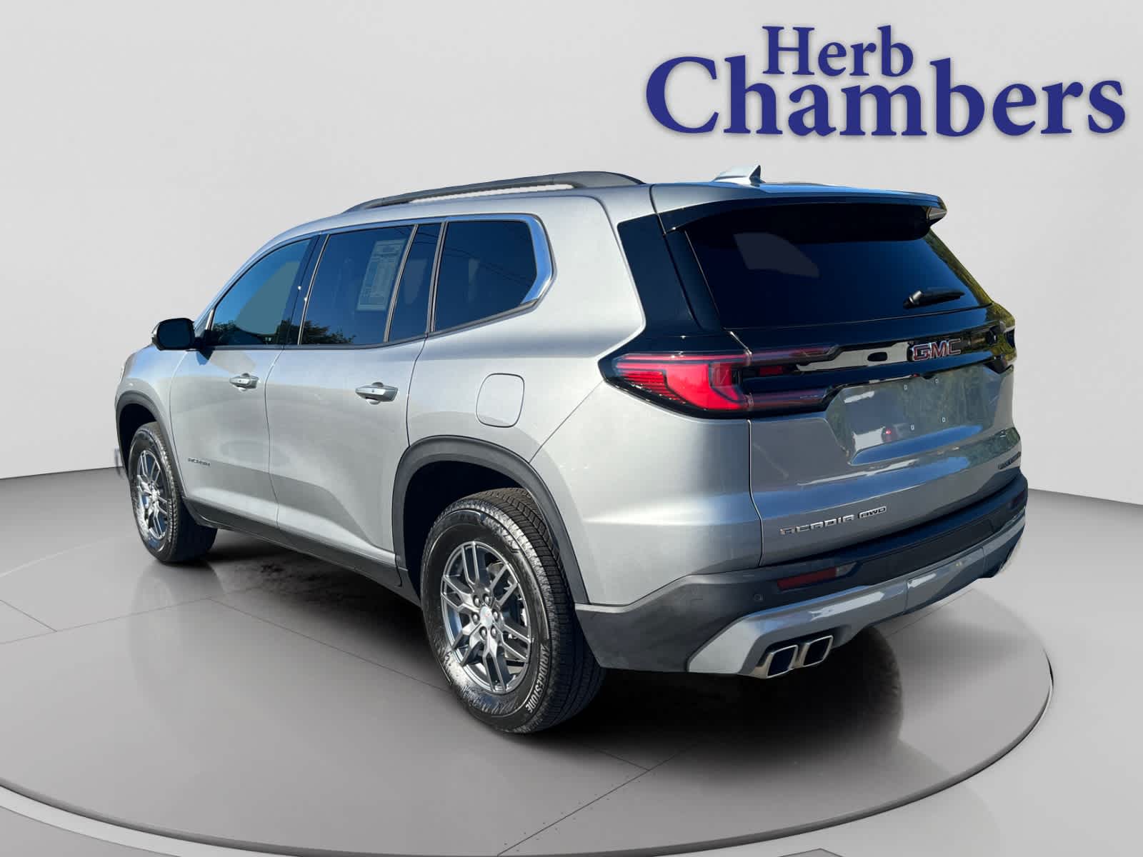 used 2025 GMC Acadia car, priced at $34,998