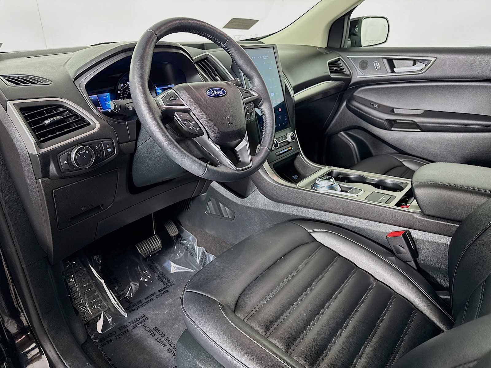 used 2022 Ford Edge car, priced at $24,998