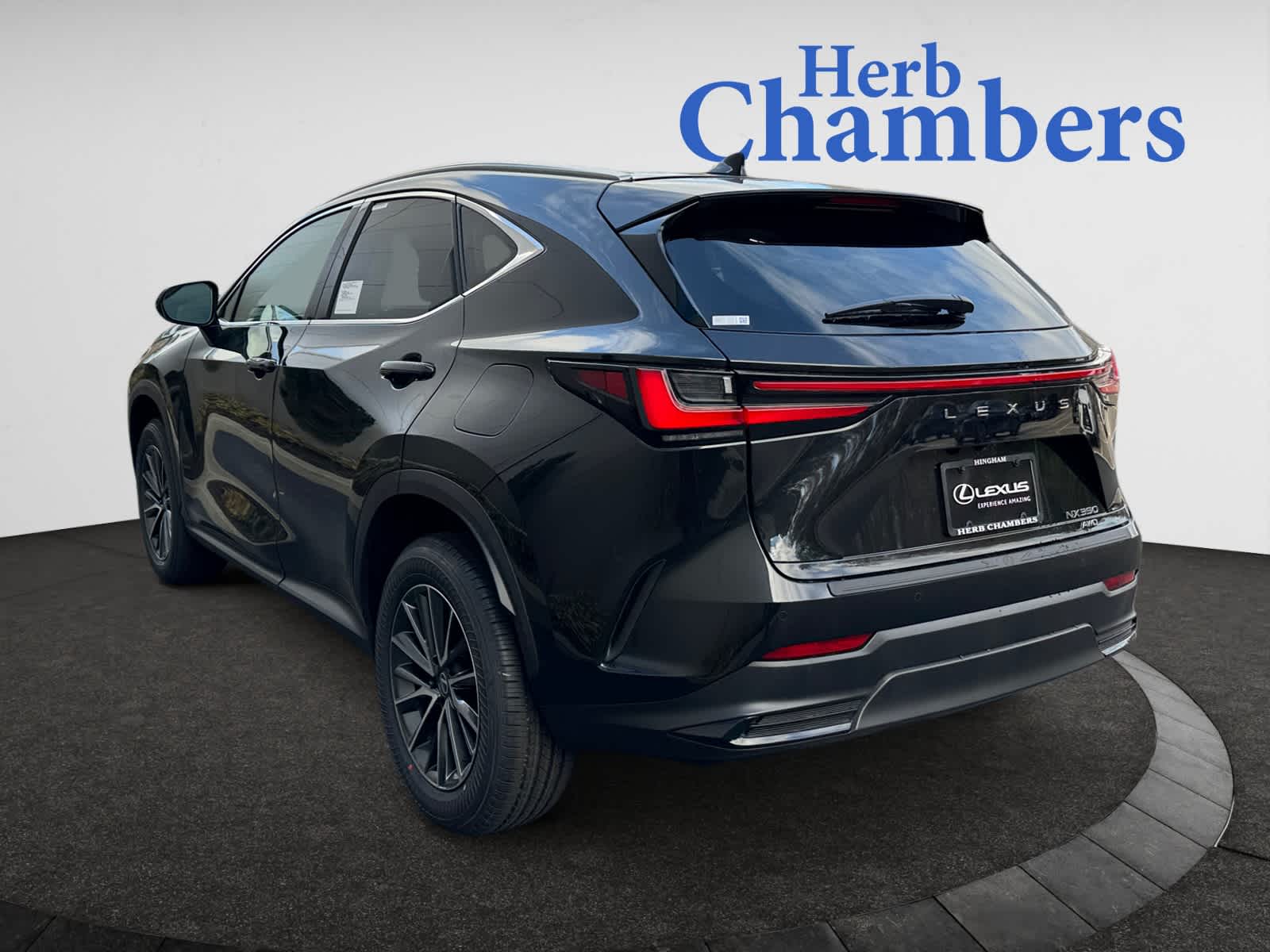 2026 Lexus NX 350 Premium photo 3