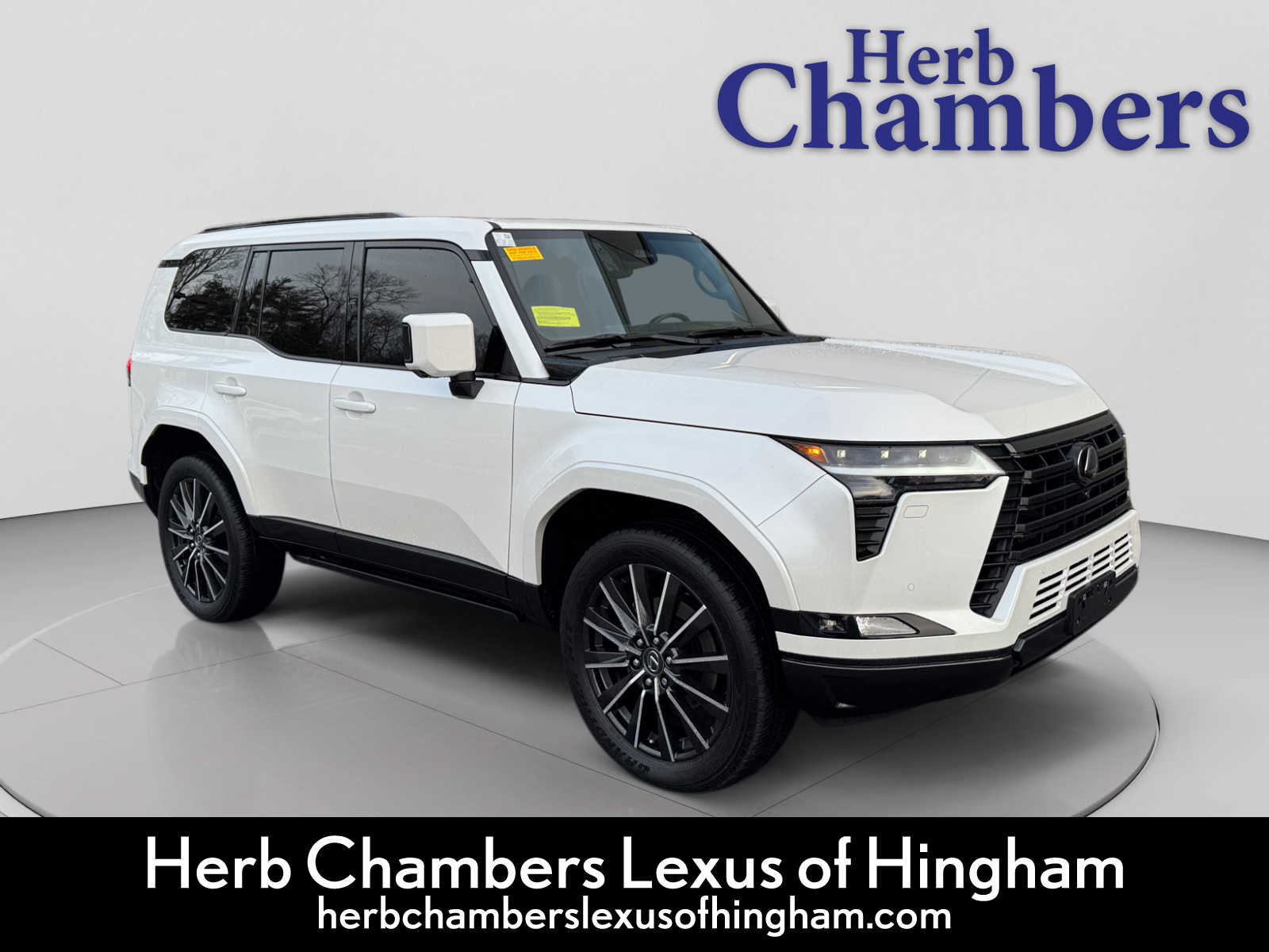 2025 Lexus GX Luxury's photo