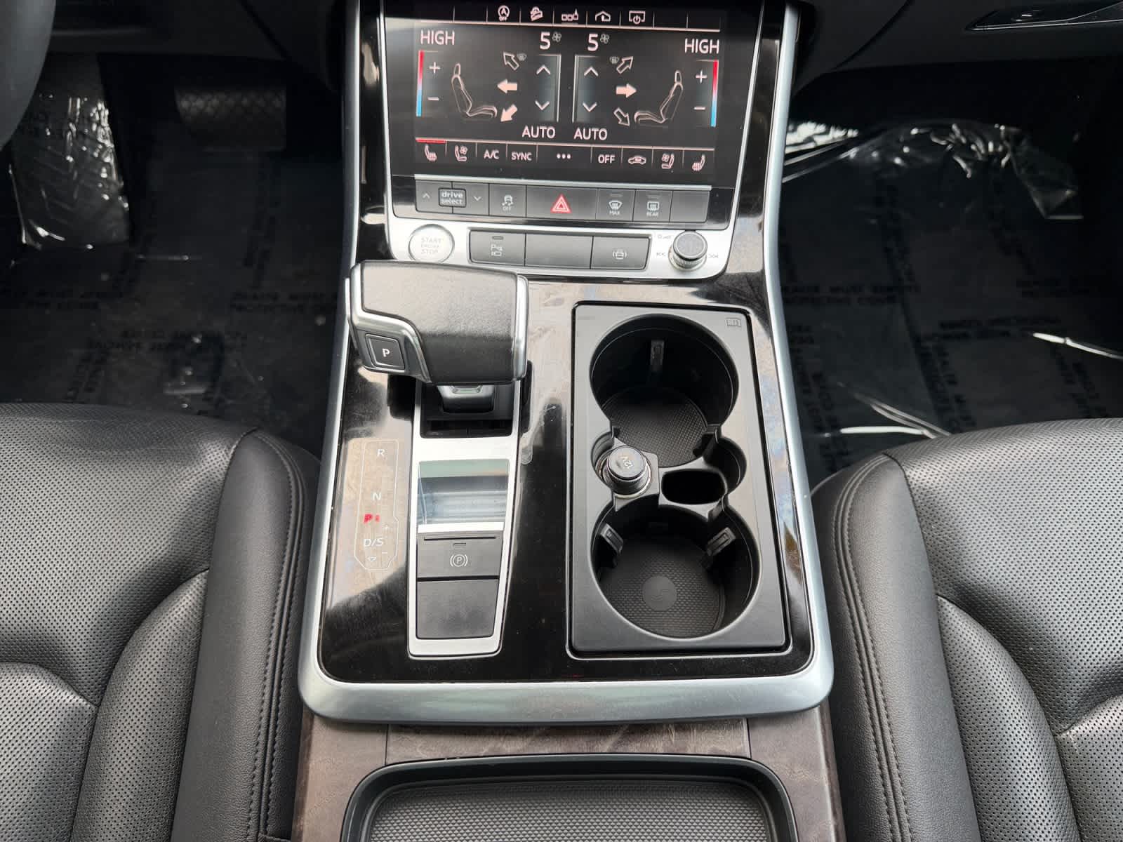 used 2020 Audi Q7 car, priced at $18,998