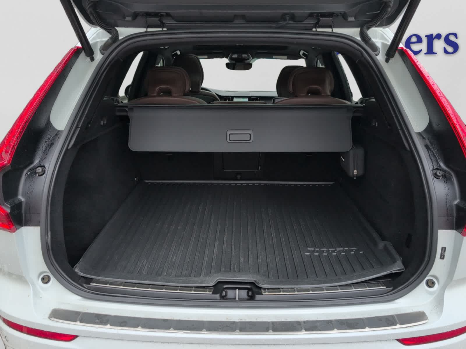 2023 Volvo XC60 Plus - Photo 7