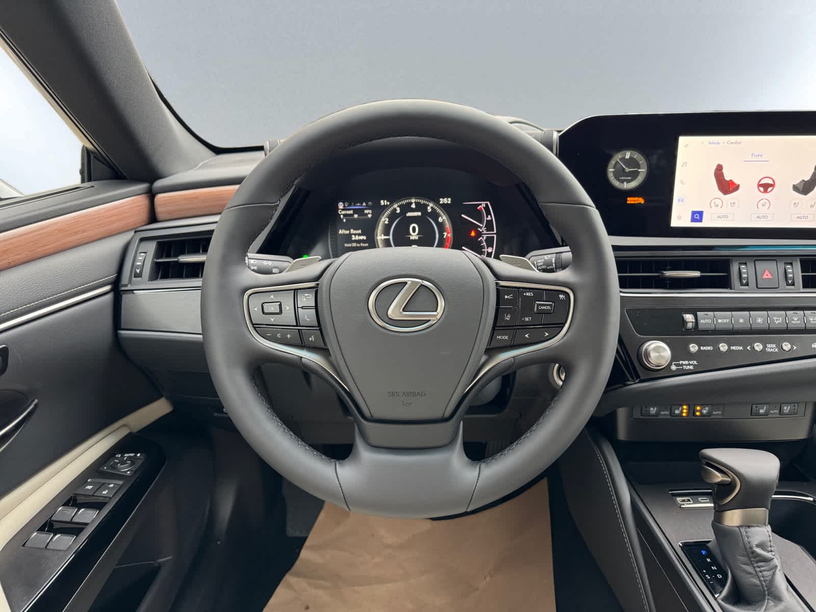 new 2025 Lexus ES 350 car