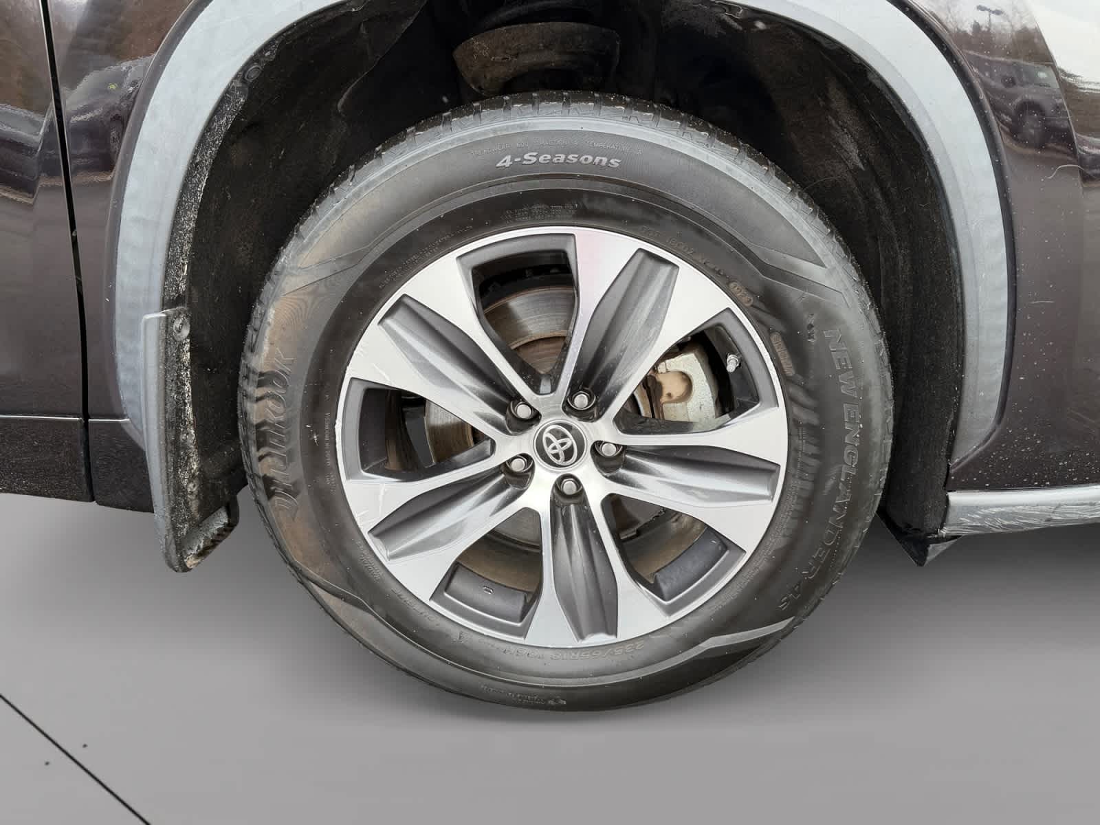 used 2020 Toyota Highlander car, priced at $28,588