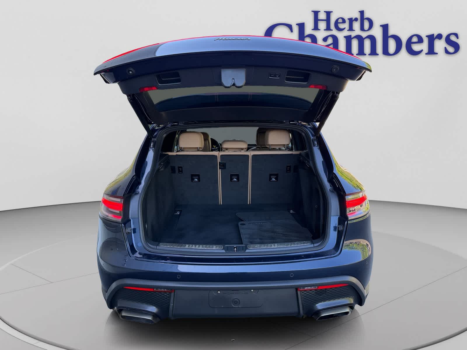 used 2022 Porsche Macan car, priced at $35,498