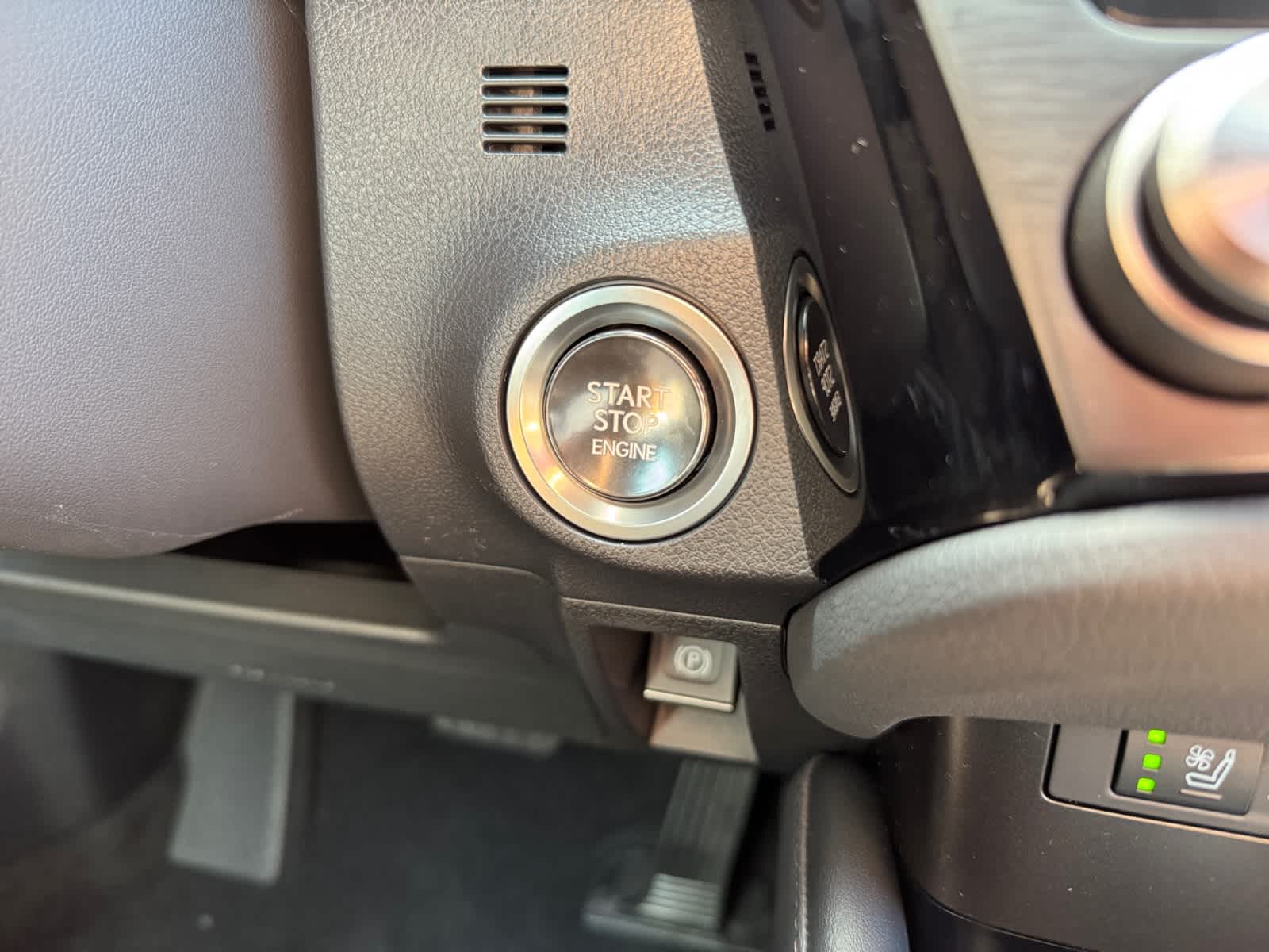 used 2025 Lexus ES 350 car, priced at $45,998