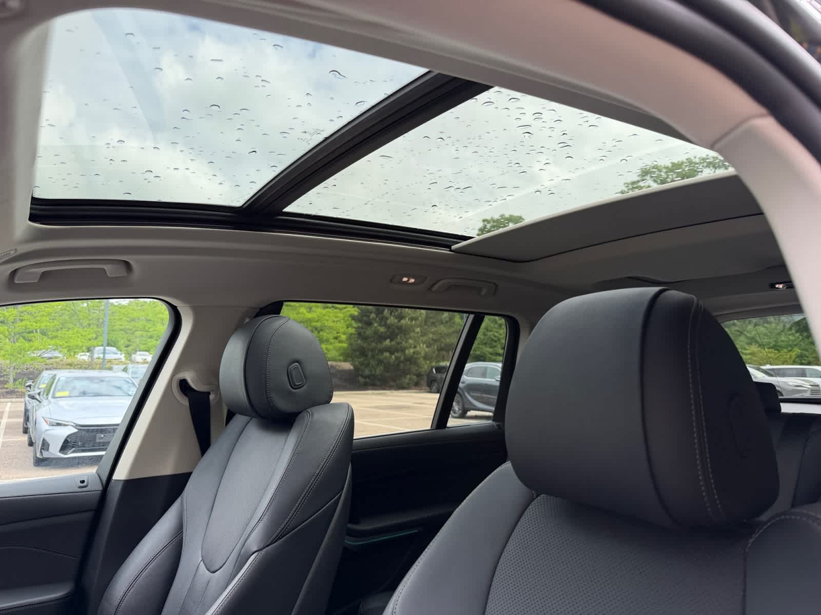 used 2022 BMW X7 xDrive40i car, priced at $38,998