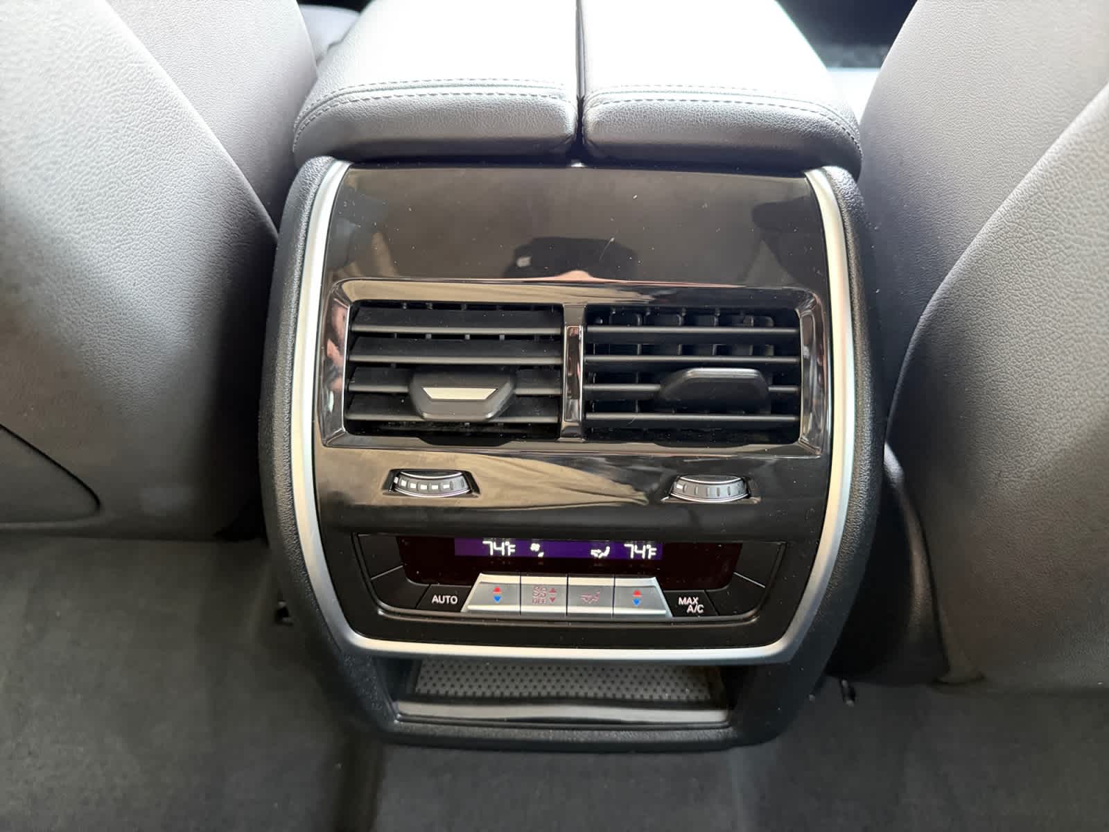 used 2023 BMW X7 xDrive40i car, priced at $53,998