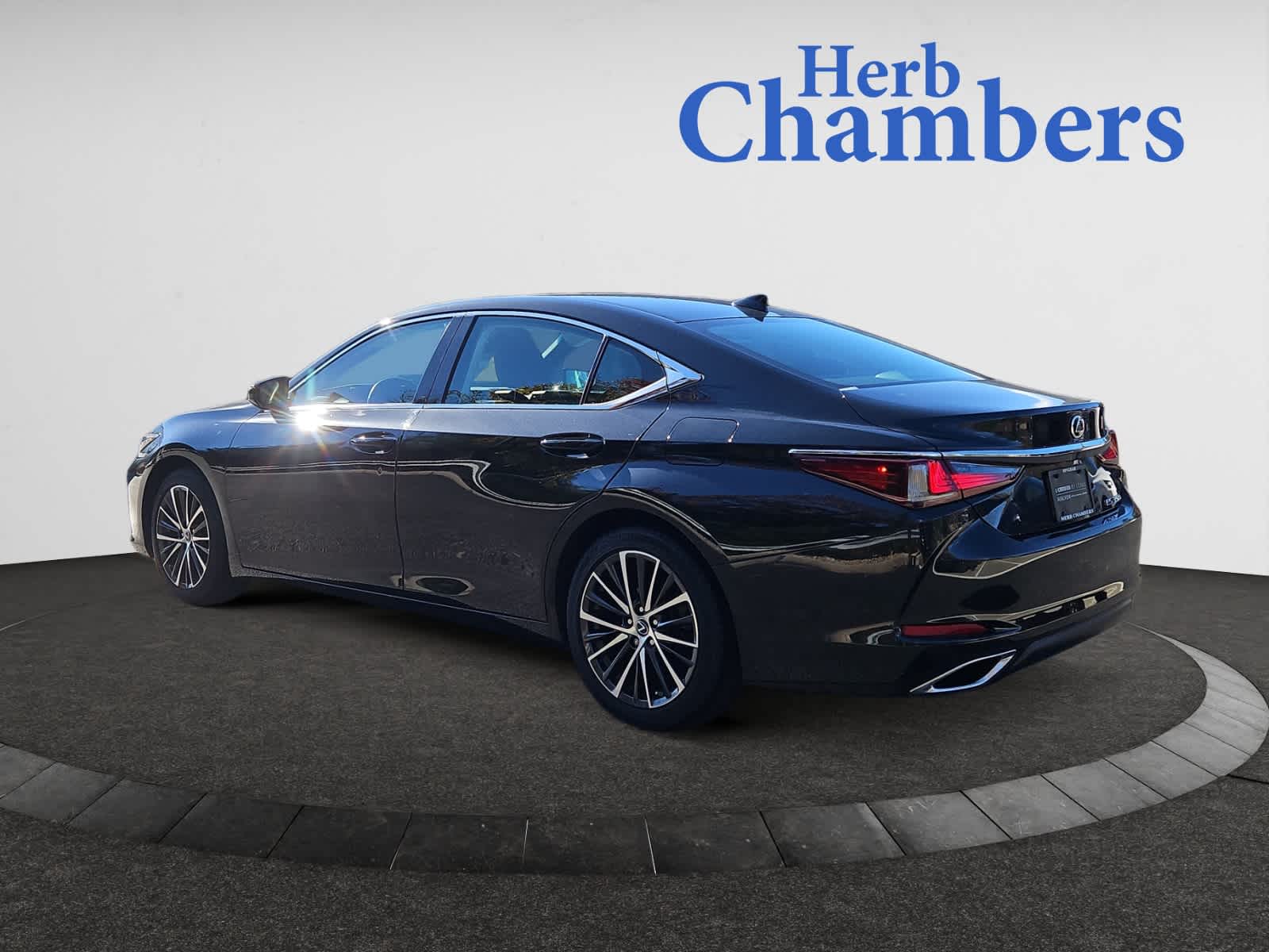 2023 Lexus ES 350 Premium photo 3