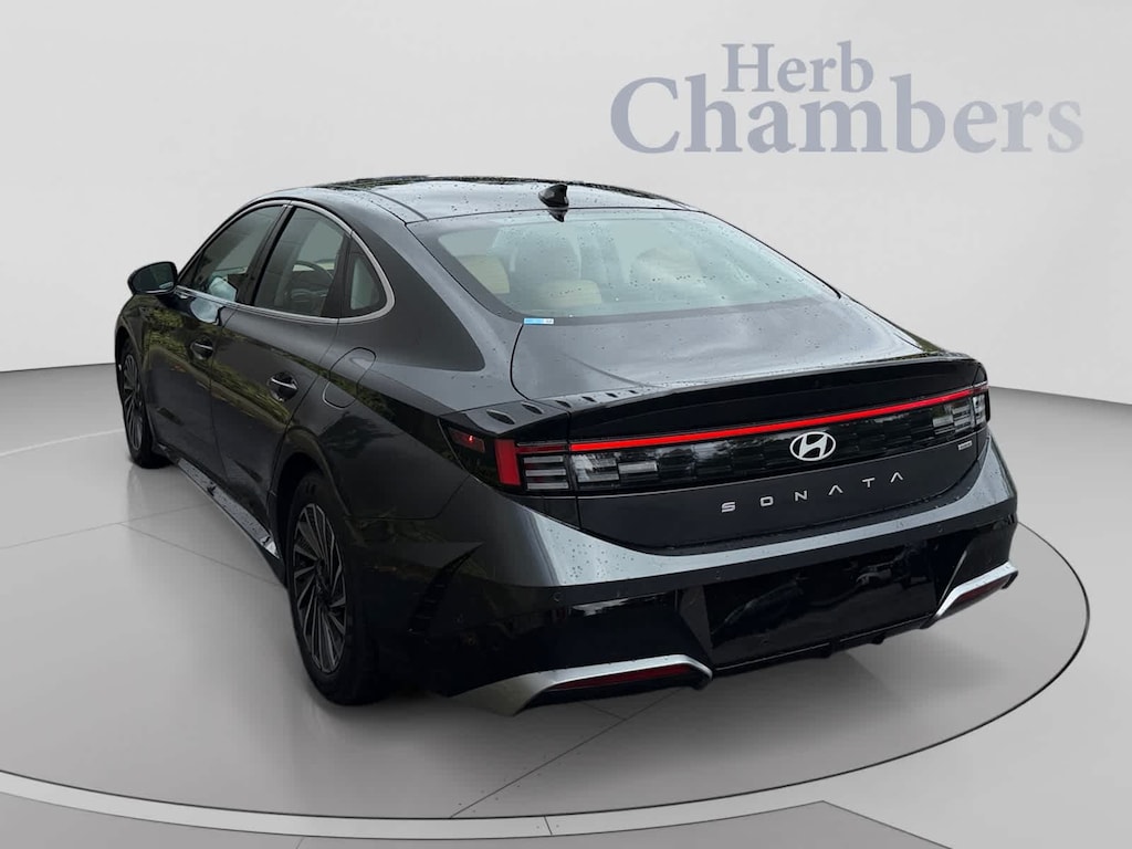 Used 2026 Hyundai Sonata Hybrid Limited Sedan