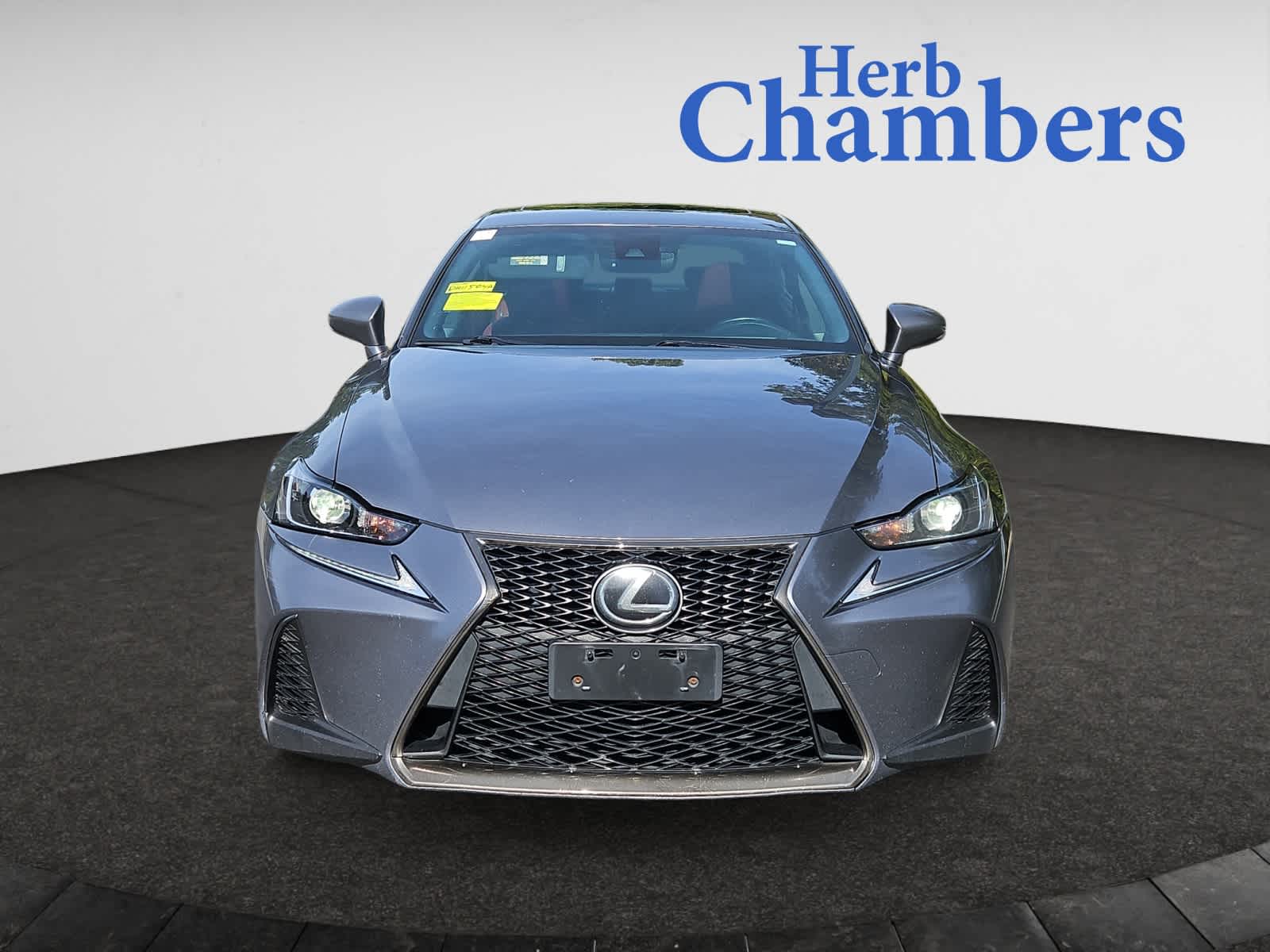 2019 Lexus IS 300 F SPORT photo 2
