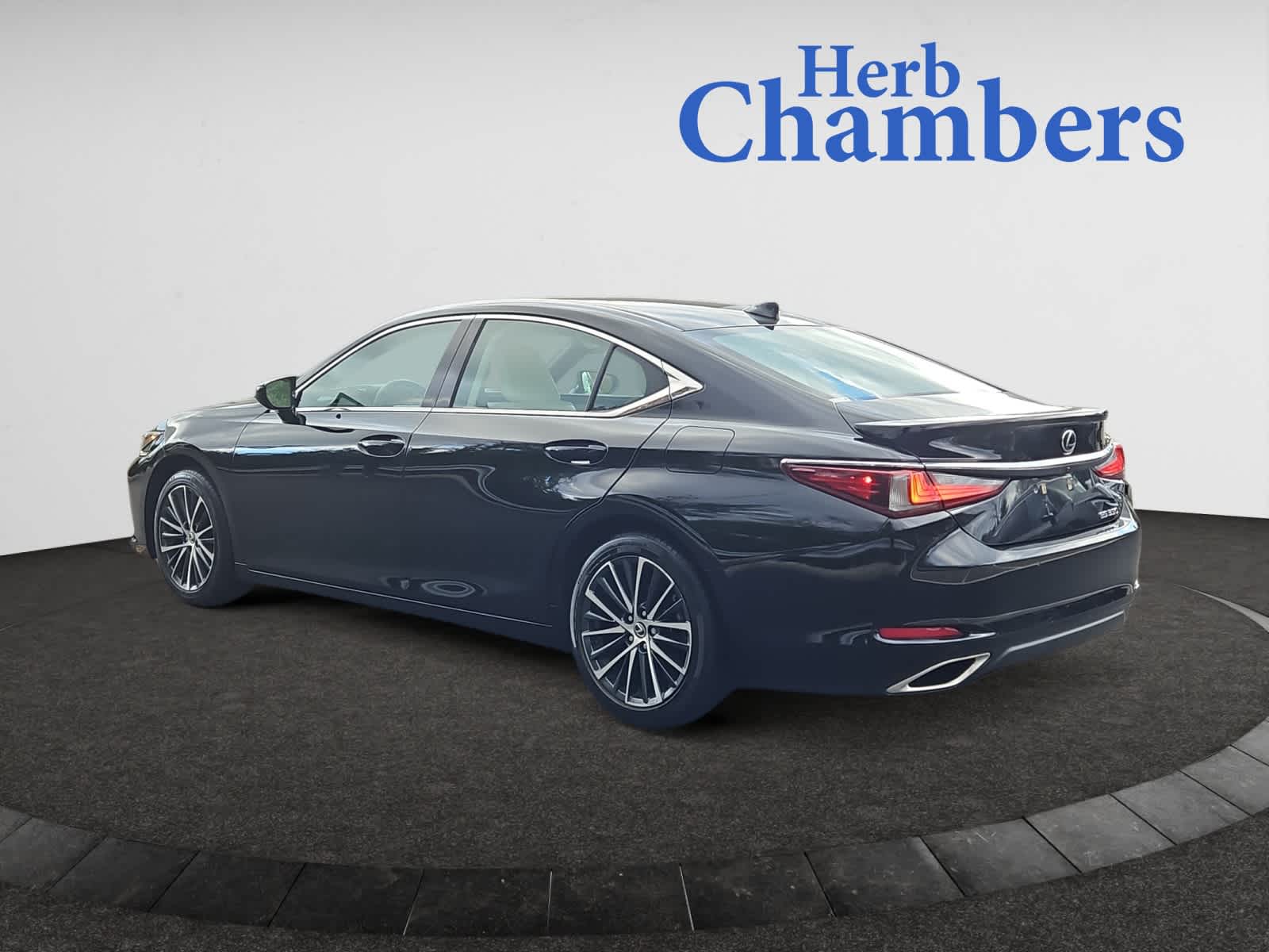 2022 Lexus ES 350 Premium photo 3