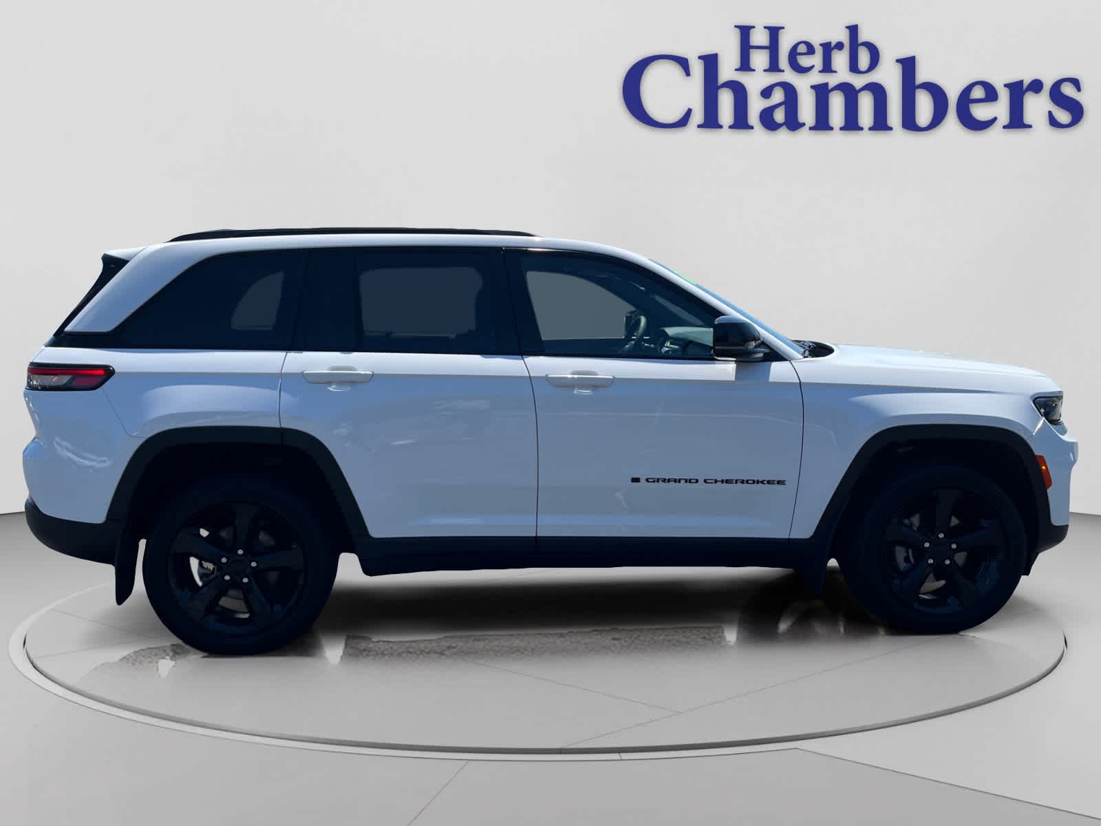 2024 Jeep Grand Cherokee Altitude - Photo 10