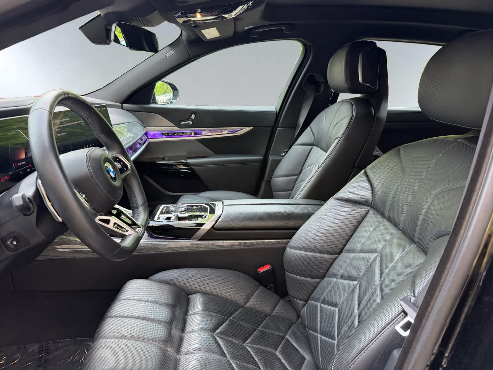 2023 BMW 7 Series 760i - Photo 6