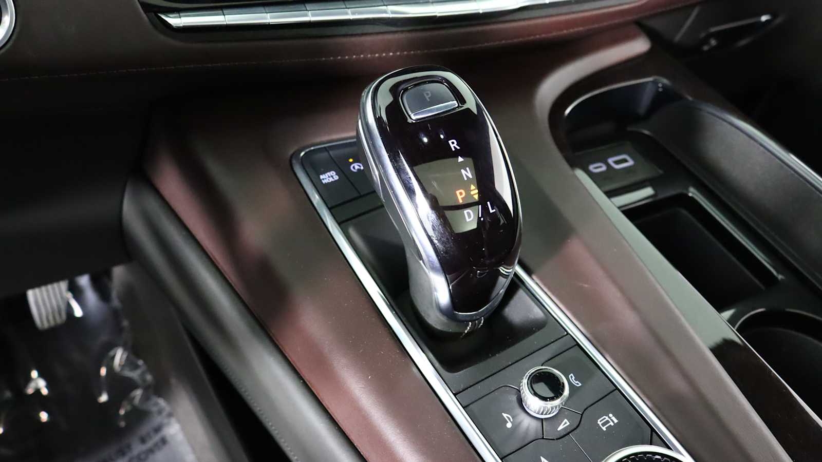 used 2024 Cadillac Escalade car, priced at $81,998